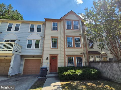 3733 AMSTERDAM TERRACE 9-95 BURTONSVILLE MD 20866