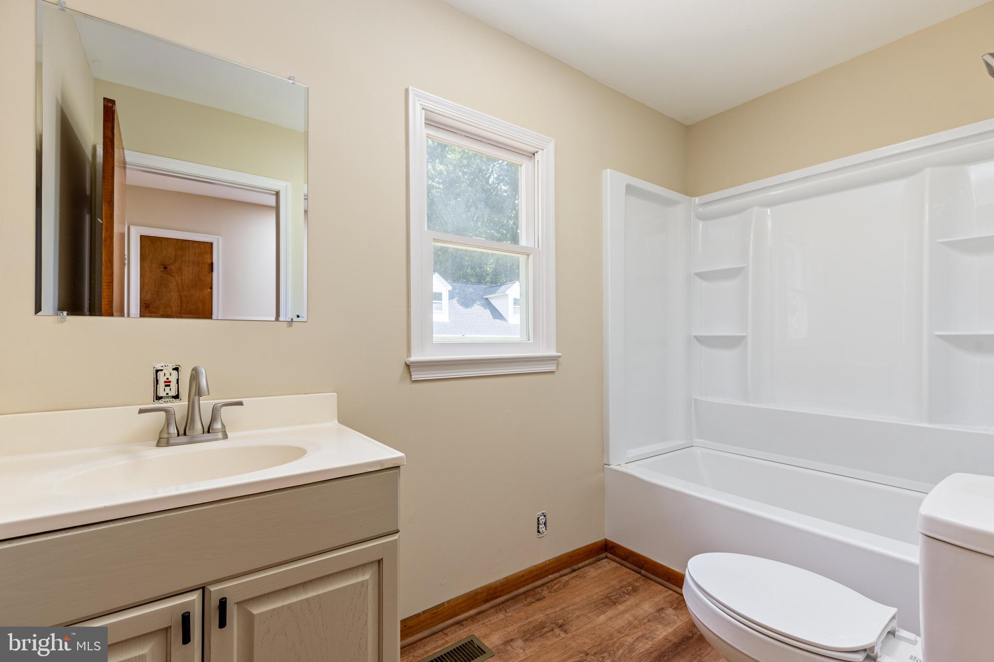 SEVERN - Residential Lease