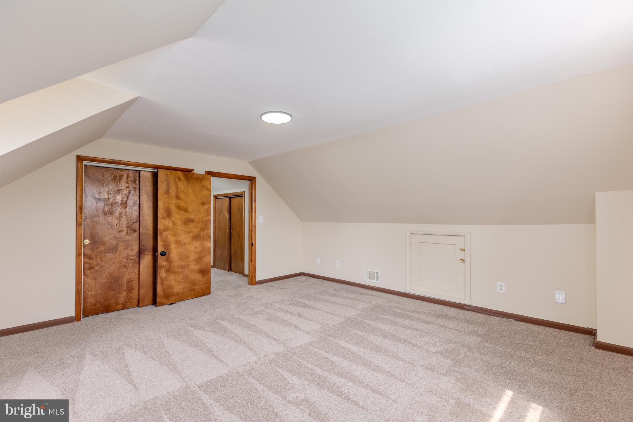 SEVERN - Residential Lease