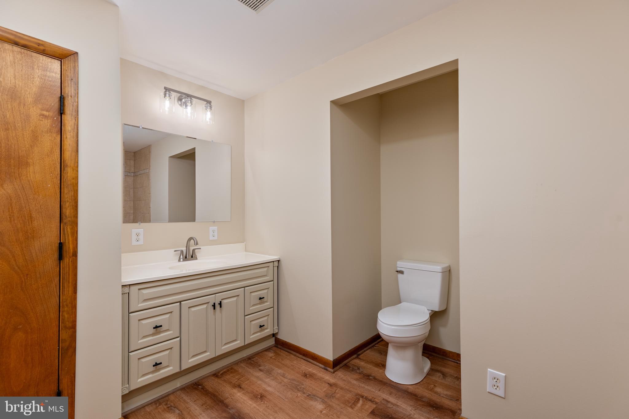 SEVERN - Residential Lease