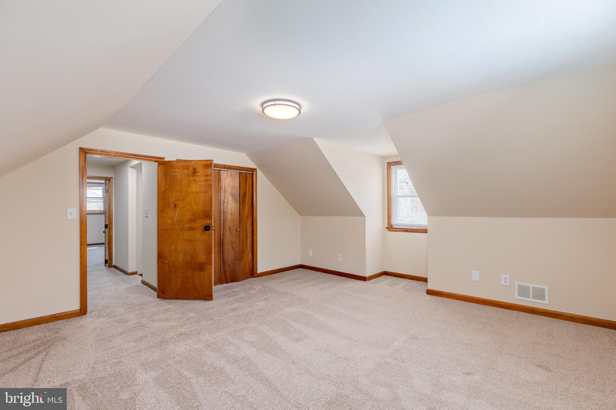 SEVERN - Residential Lease