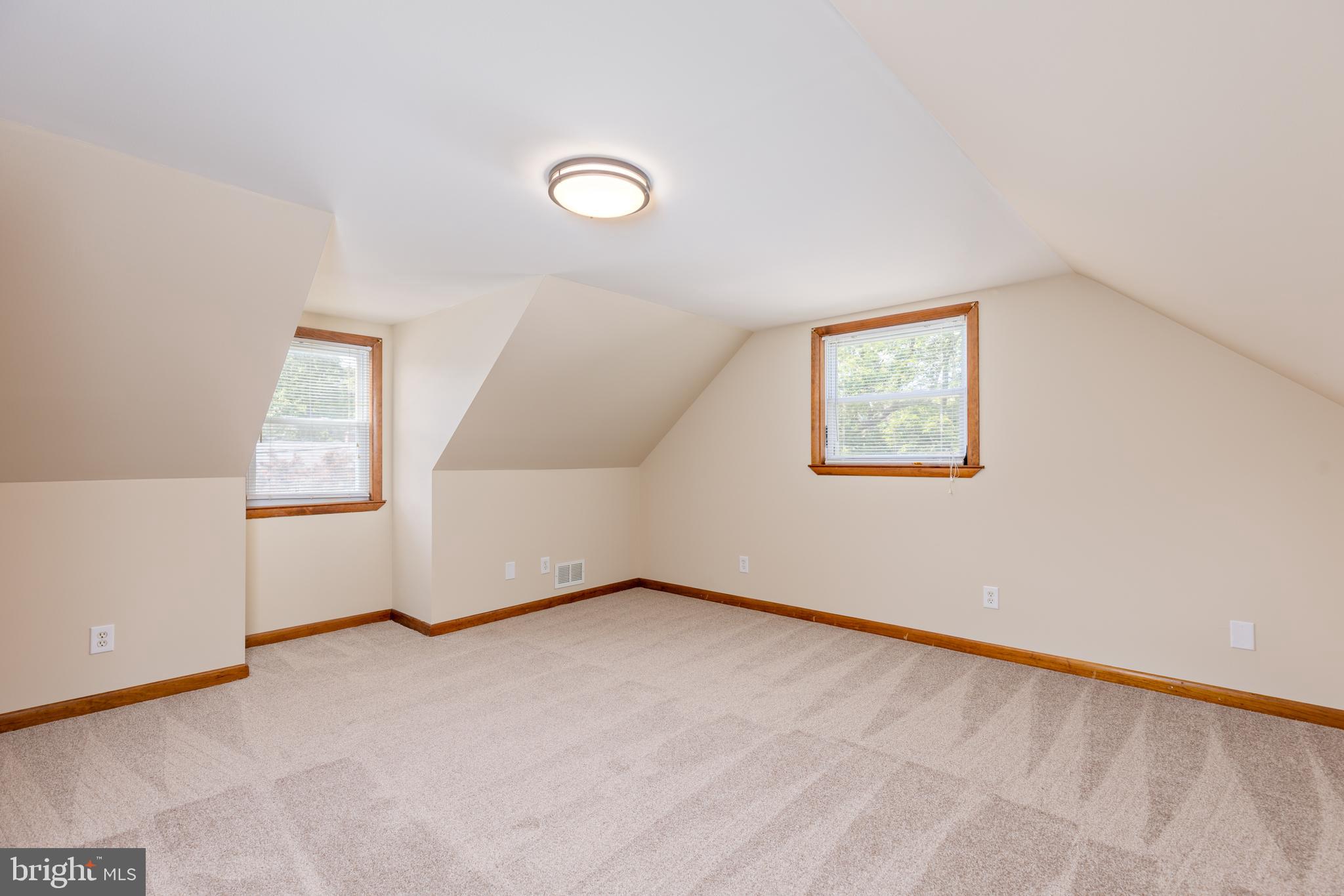 SEVERN - Residential Lease