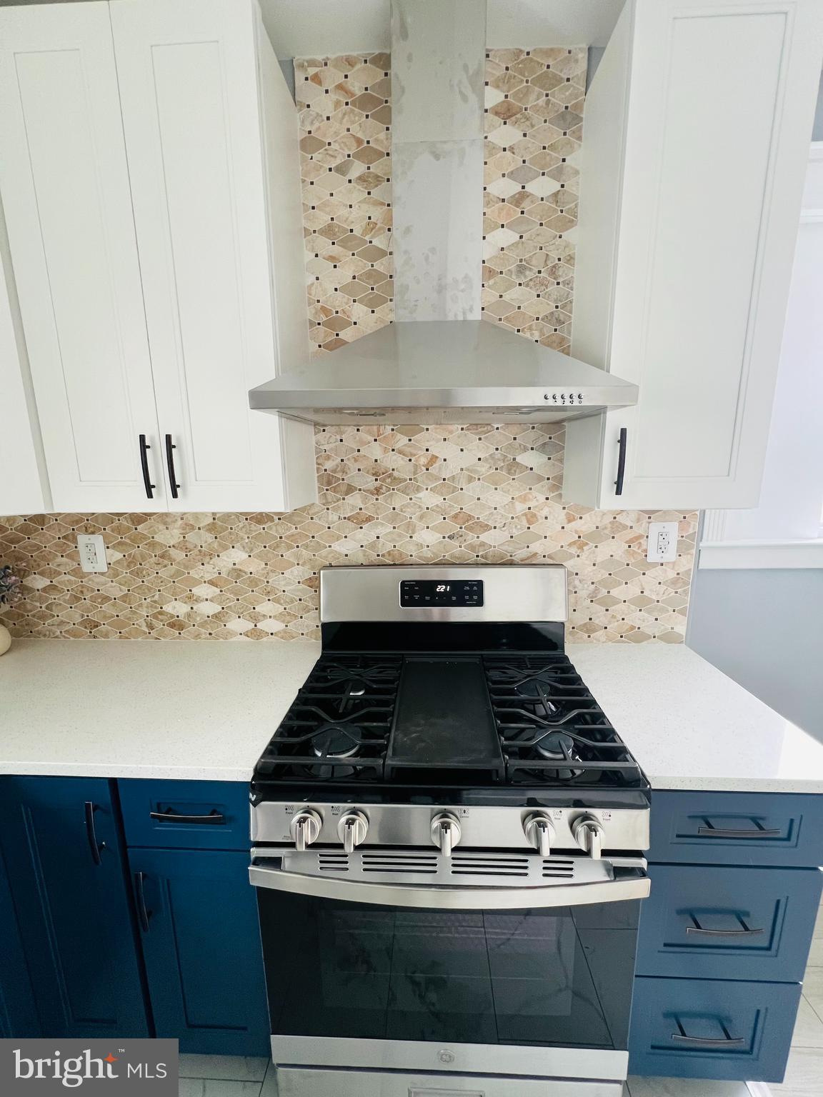 BARRINGTON - Residential