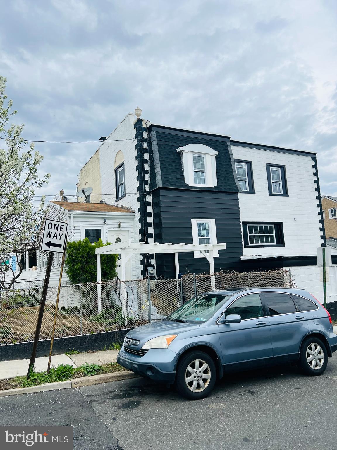 BARRINGTON - Residential