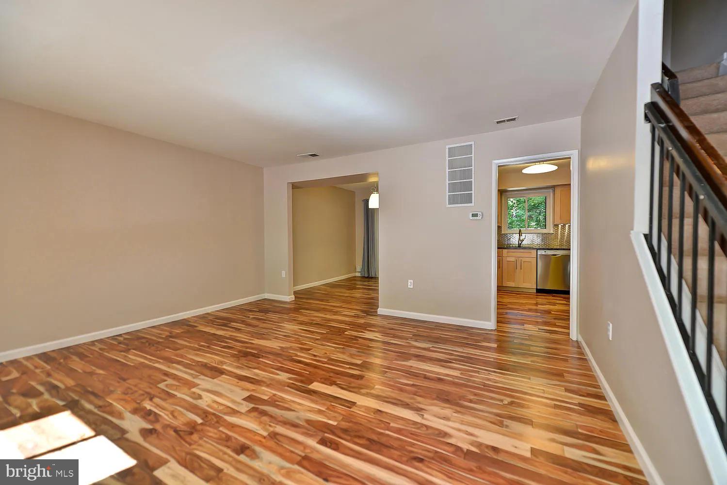 FAIRFAX - Residential Lease