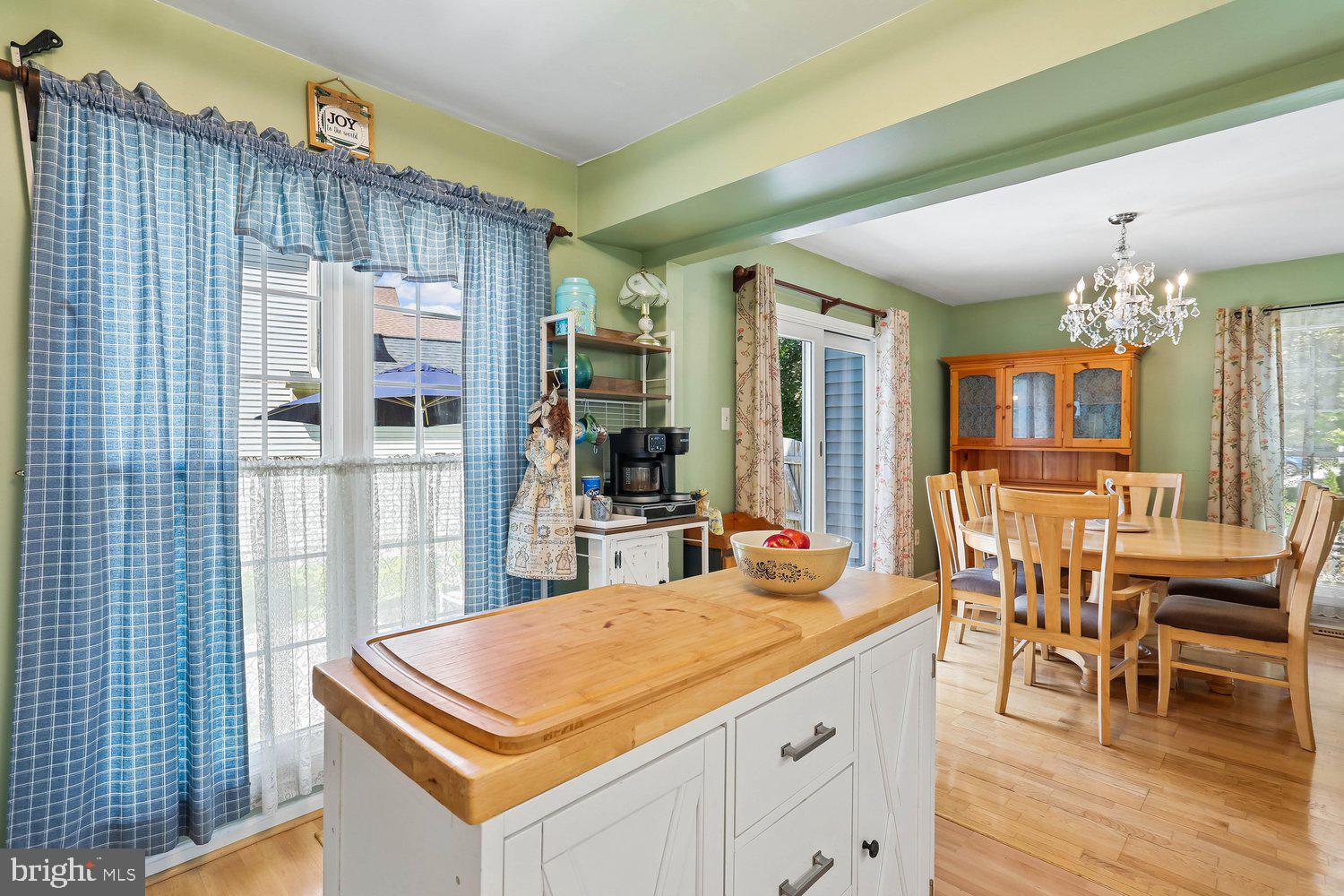 LONGMEAD - Residential
