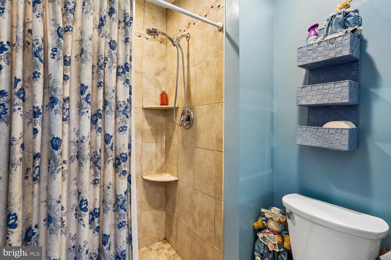 LONGMEAD - Residential