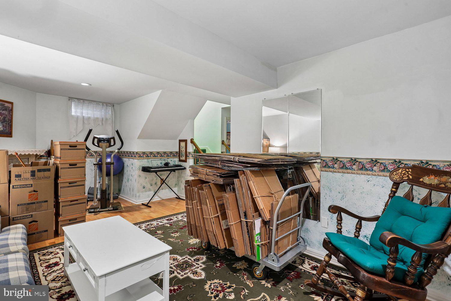 LONGMEAD - Residential
