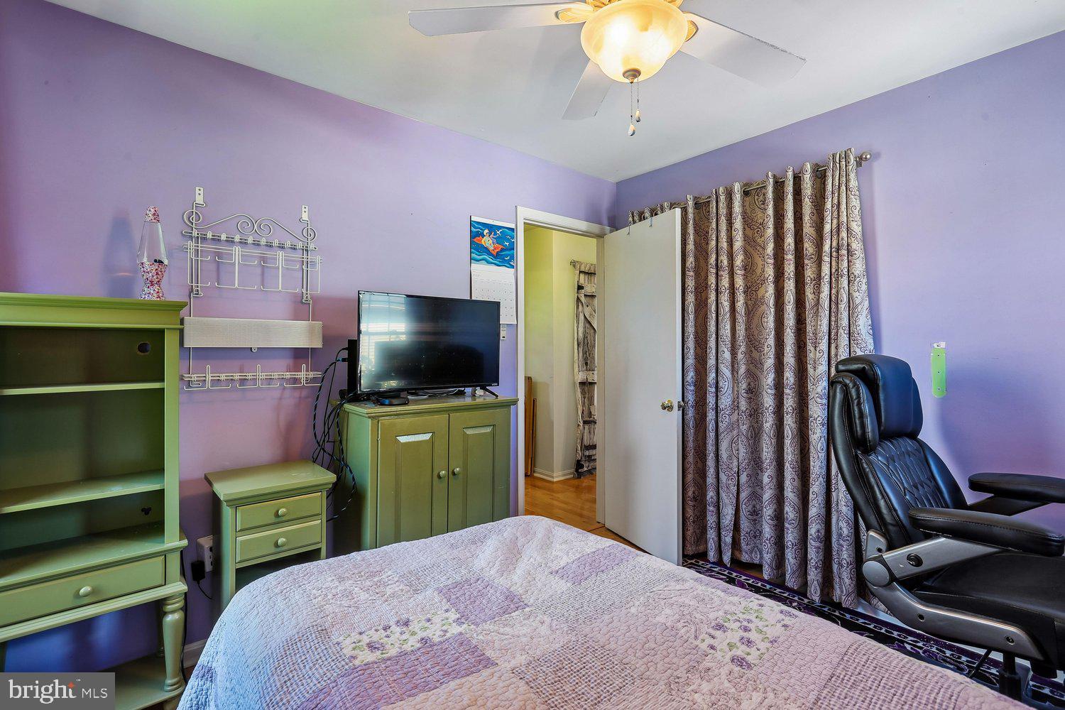 LONGMEAD - Residential