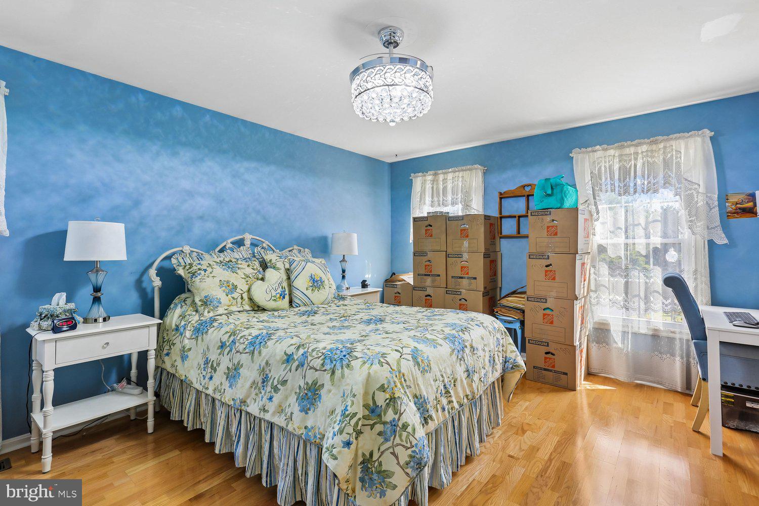 LONGMEAD - Residential