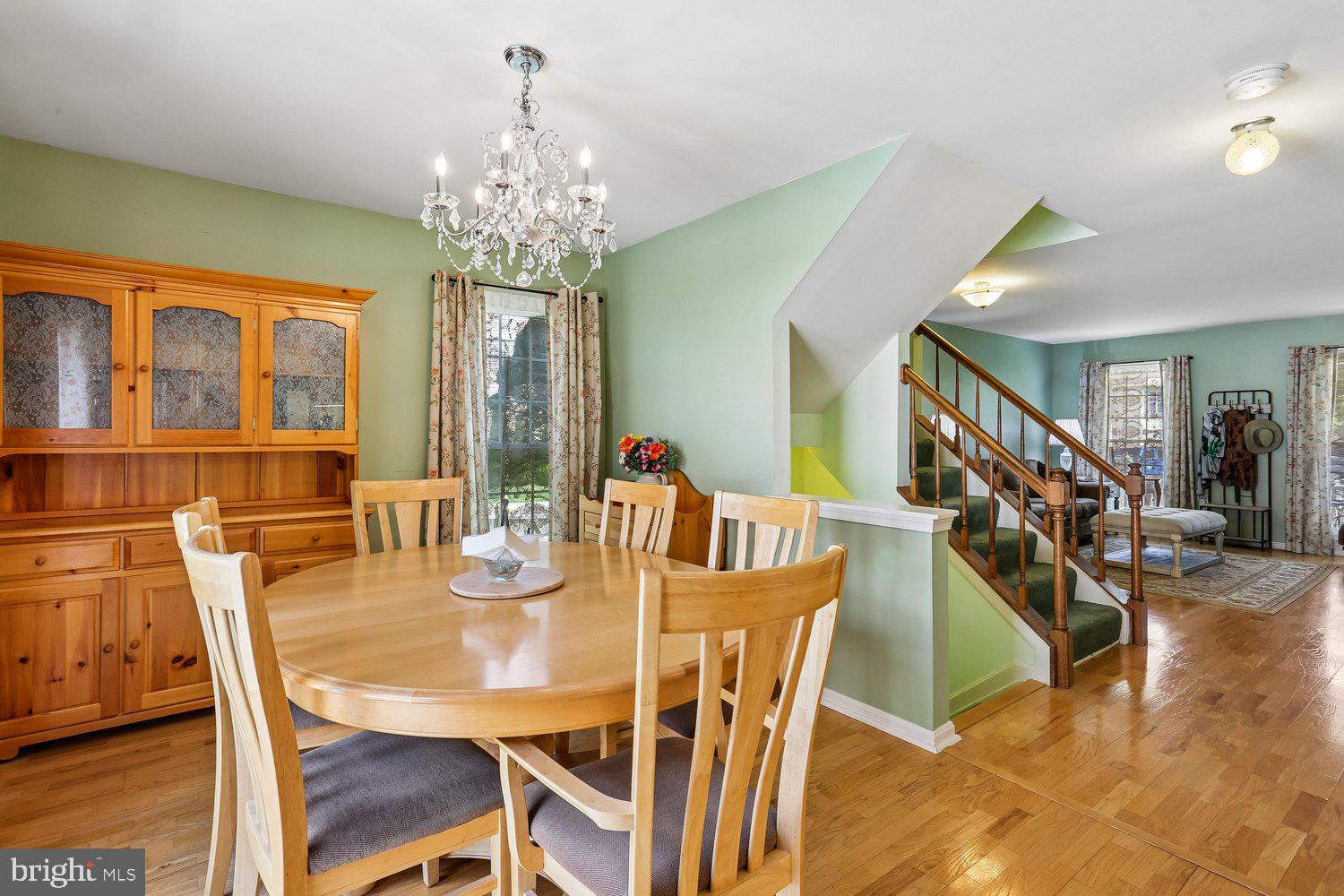 LONGMEAD - Residential