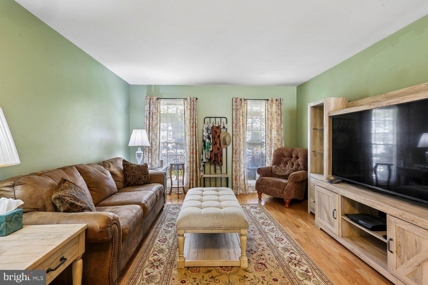 LONGMEAD - Residential