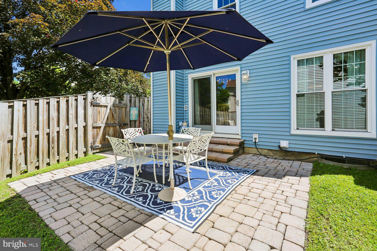 LONGMEAD - Residential
