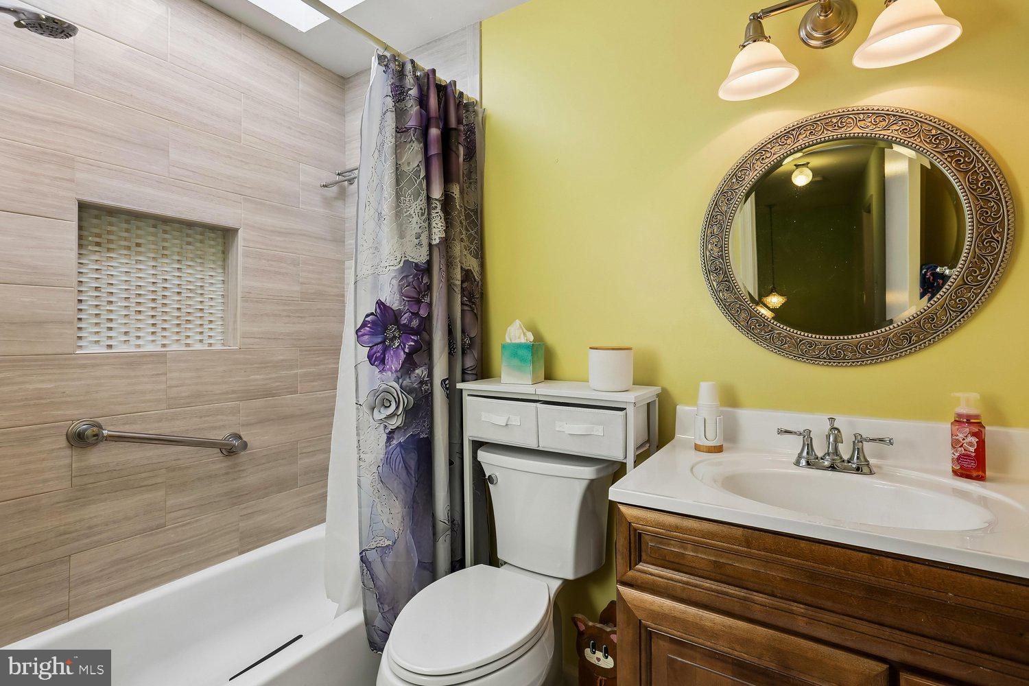 LONGMEAD - Residential