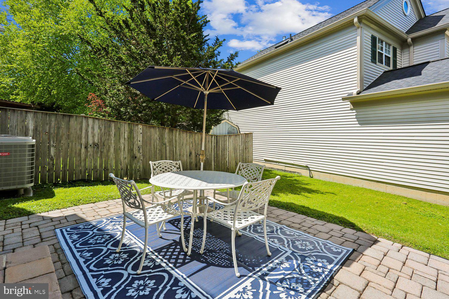 LONGMEAD - Residential