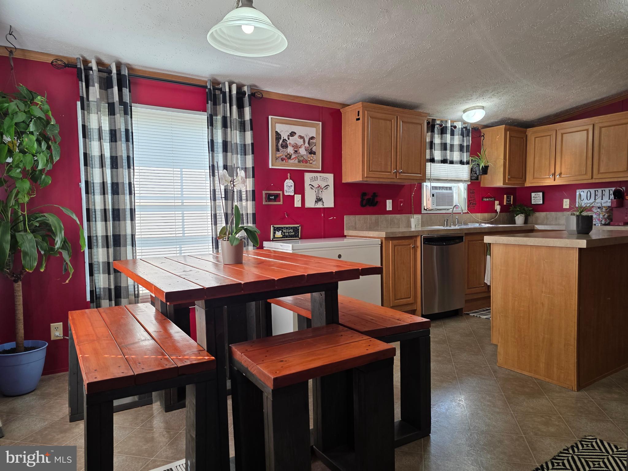 DOVER EAST - Residential