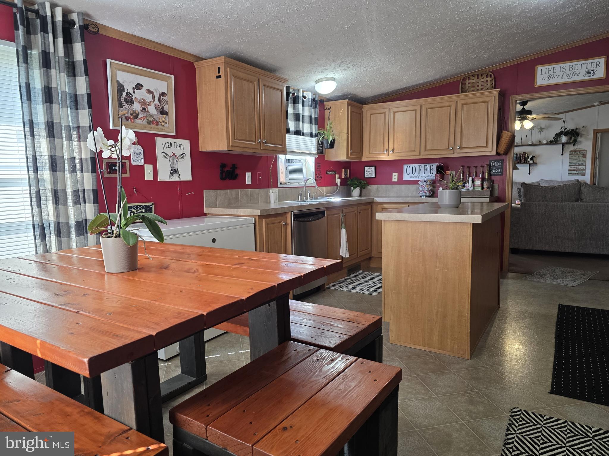 DOVER EAST - Residential
