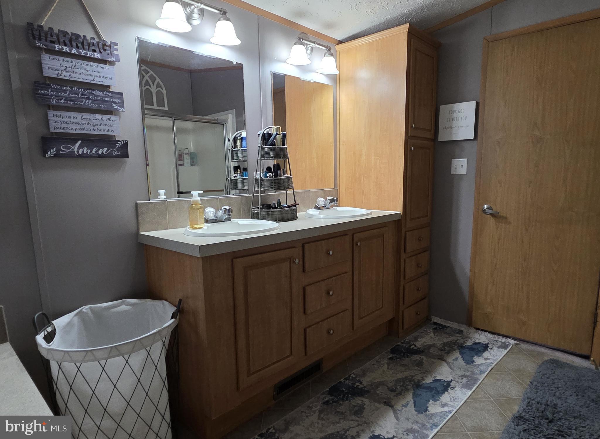 DOVER EAST - Residential