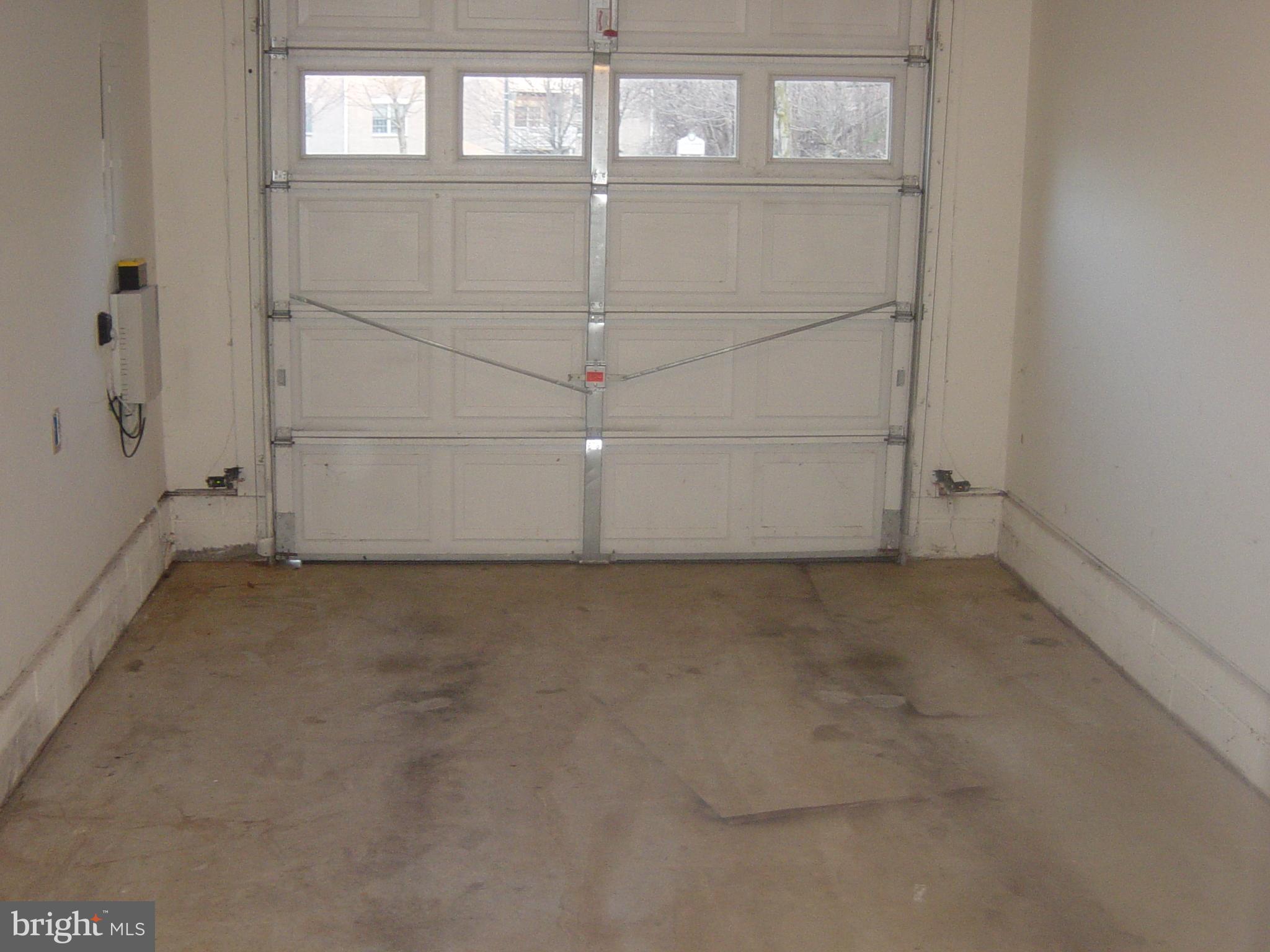 STRAFFAN - Residential Lease