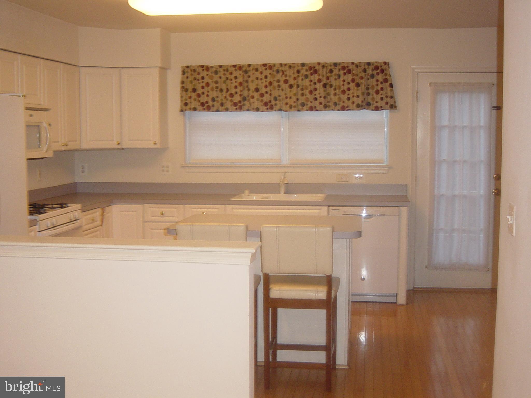 STRAFFAN - Residential Lease