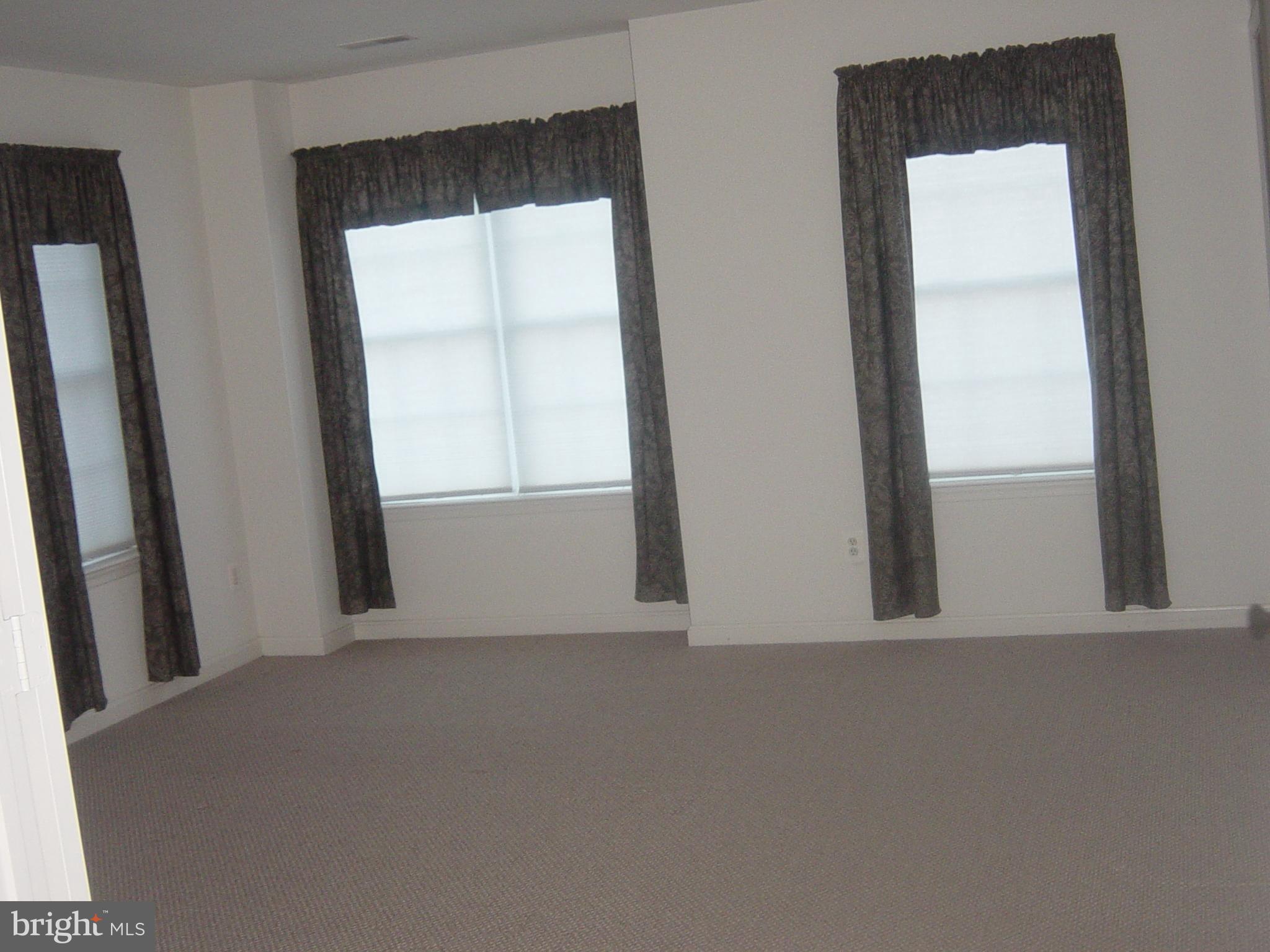 STRAFFAN - Residential Lease