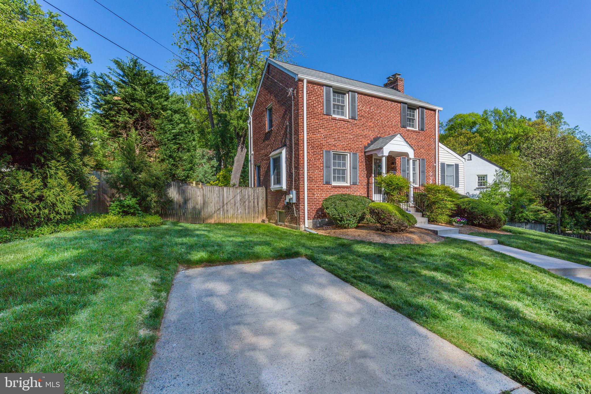 9603 PARKWOOD DRIVE