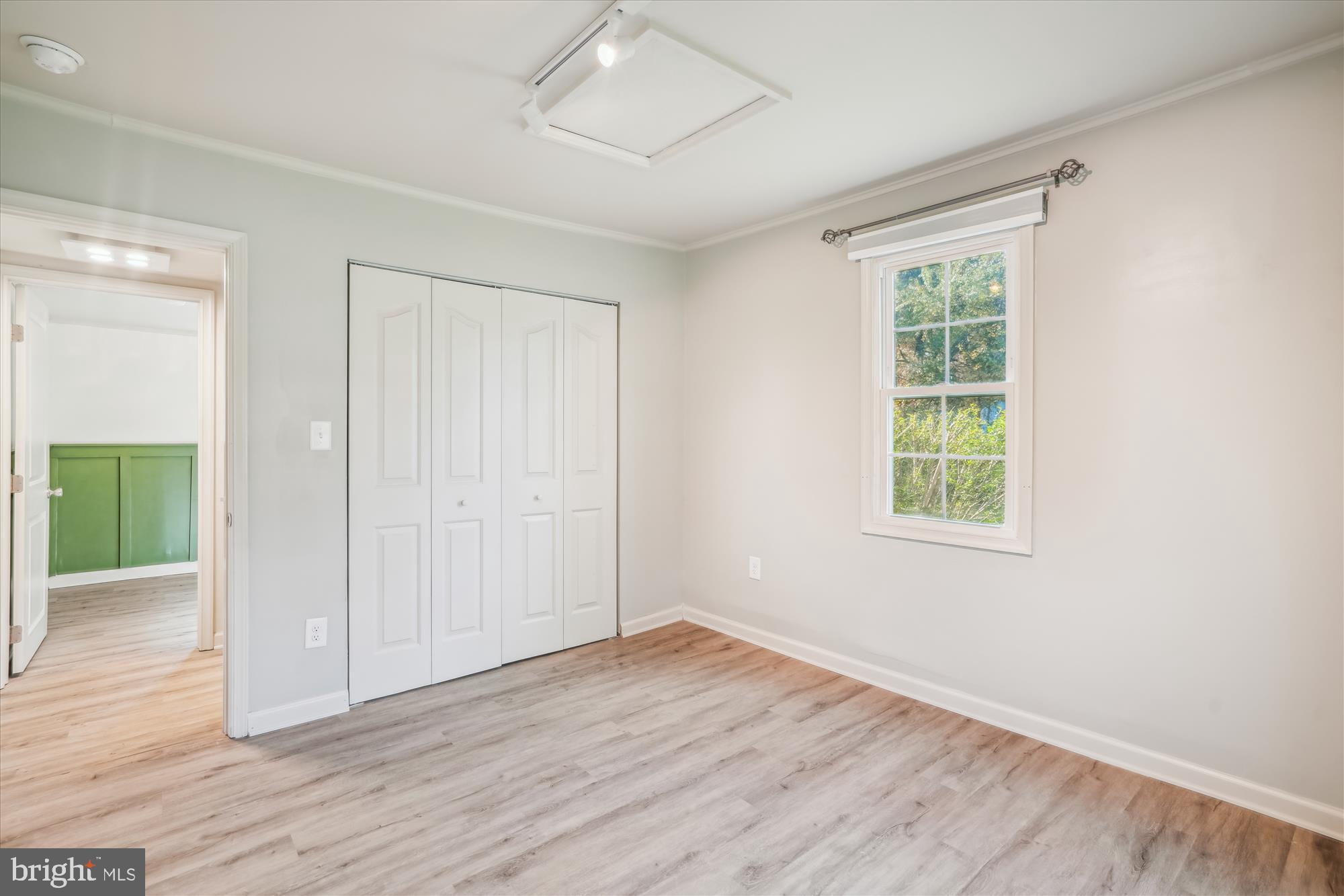 ELVATON ACRES - Residential