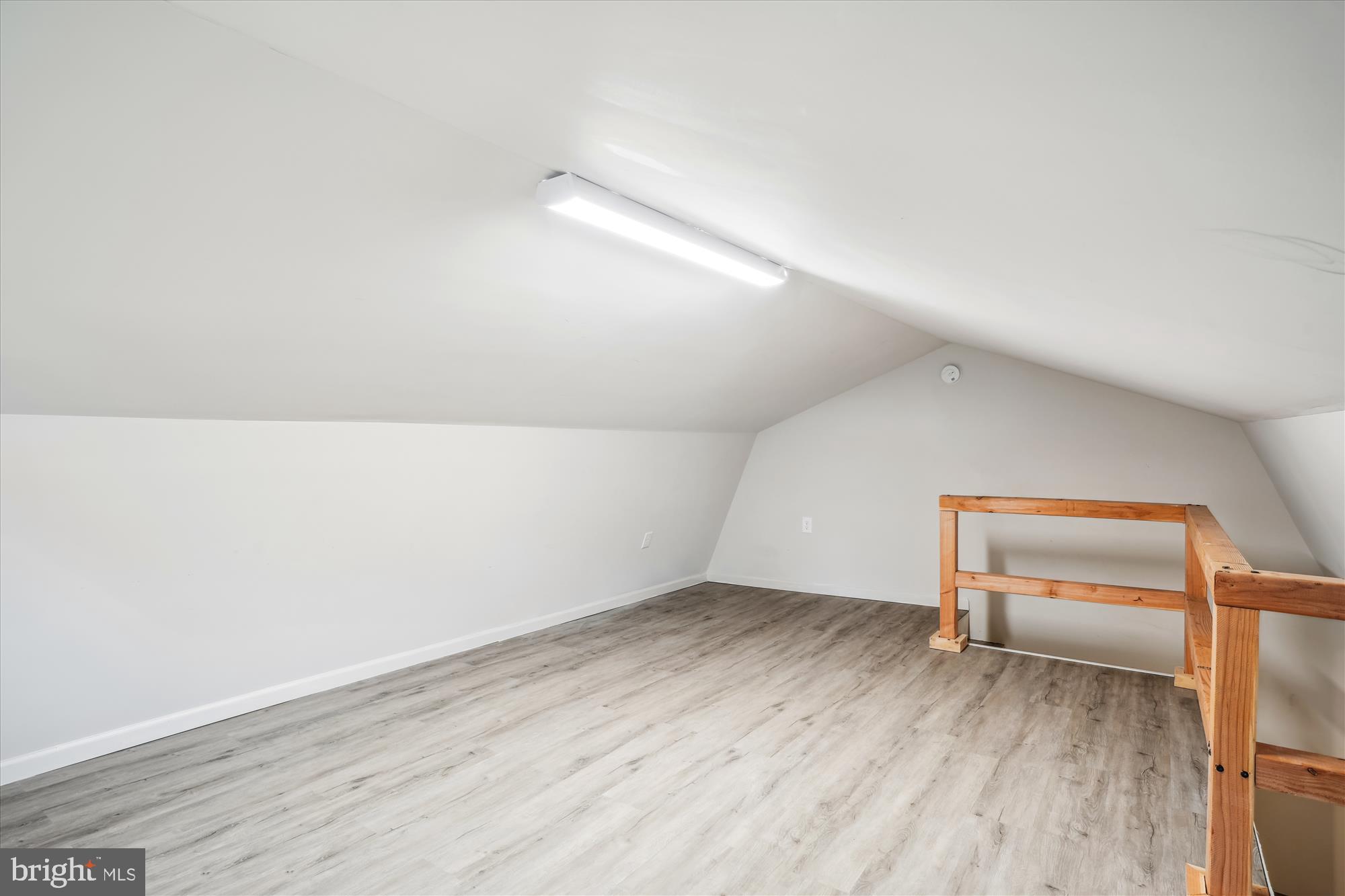 ELVATON ACRES - Residential