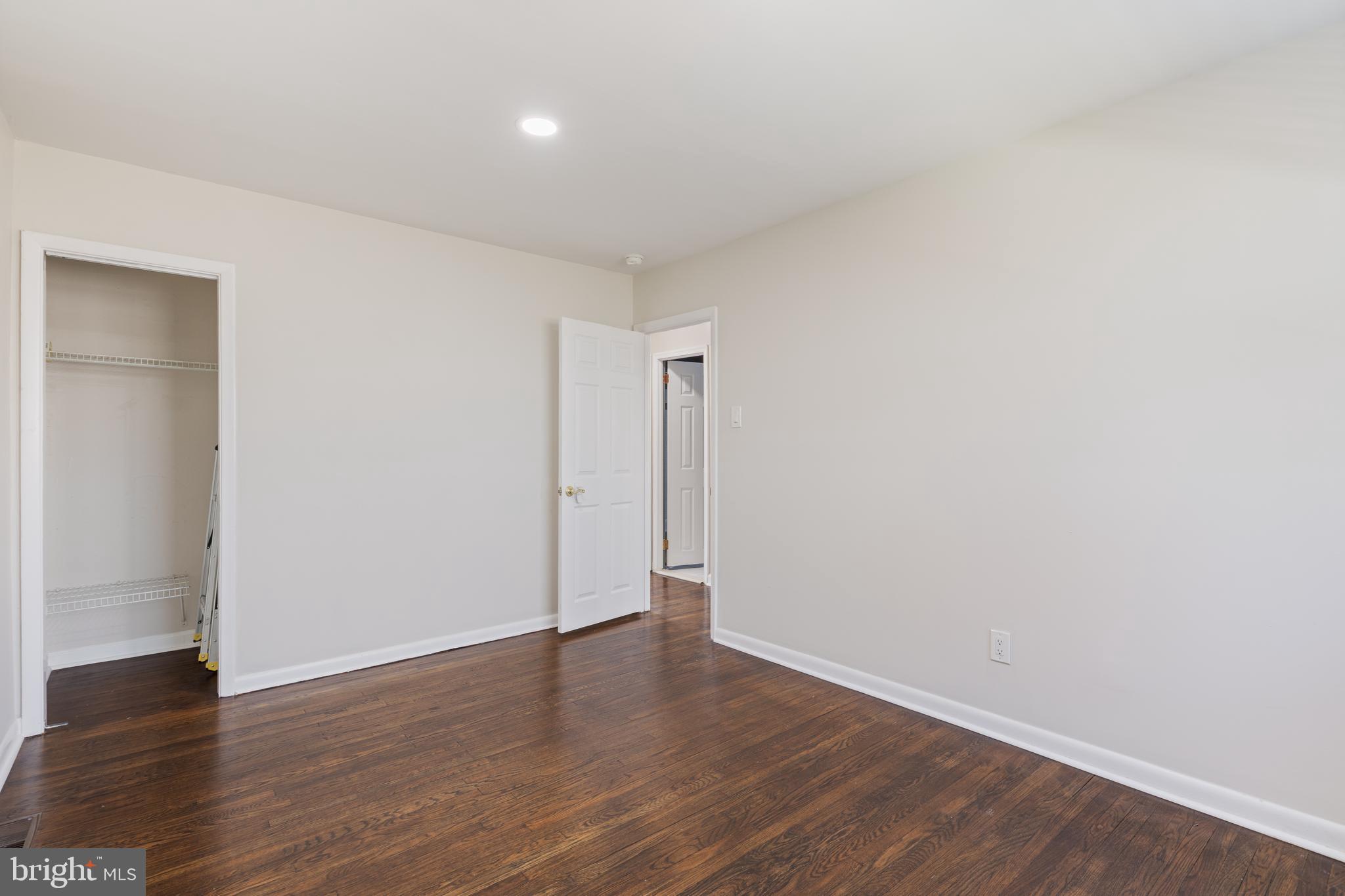 PARKWOOD - Residential