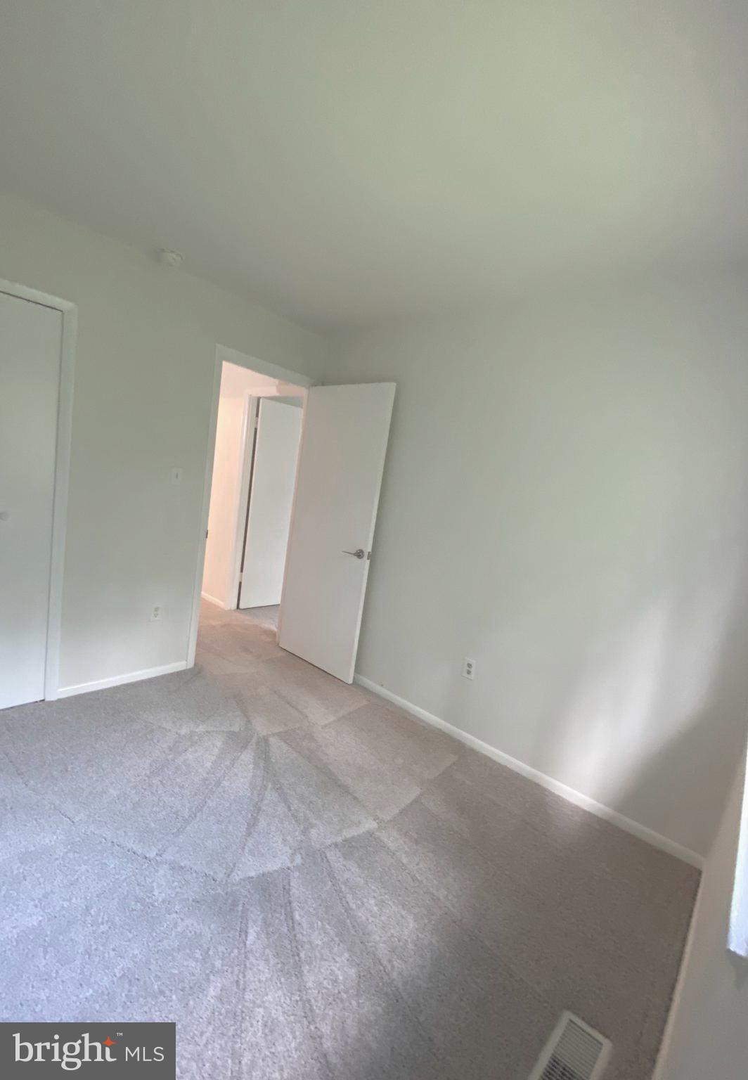 CROMWELL STATION - Residential Lease