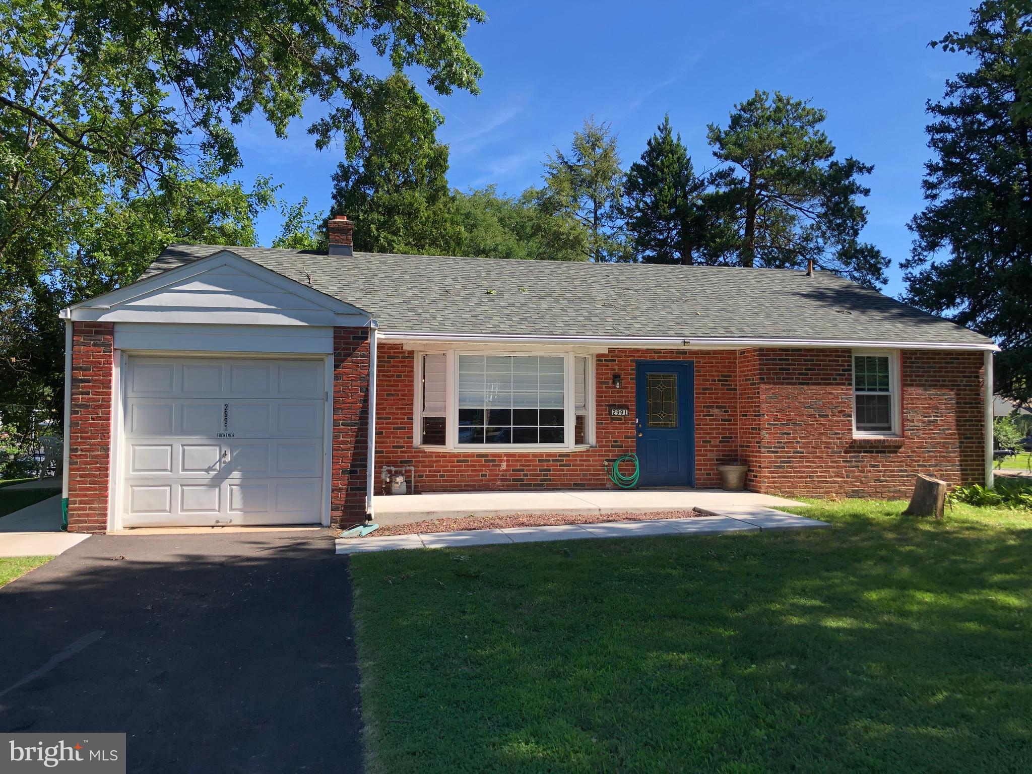If a single home, in a great township, everything new (top to bottom) sounds good to you, check out this fully rehabbed home in Upper Dublin. New roof, new kitchen, new bath, new central air, freshly painted, refinished hardwood floors: what's not to like. All the rooms are a nice size. Lots of windows for great light. The living room has a bay window and some built-ins. The kitchen is spacious with room to eat in. Access to the basement laundry is just off the kitchen. The basement is huge and has been waterproofed, painted and well illuminated. Throw down some area rugs and exercise mats and the possibilities expand. Nice sized lot with plenty of shade for outdoor activities. Short walk, drive or bus ride to Willow Grove Mall, Sam's Club, WalMart, Restaurants, Shops and more. Park your car in the garage and get your daily steps in! Owner will consider pets on a case by case basis. The new Twining Valley Park is nearby and has a dog friendly section. To minimize disruption to the current tenants, there will be an Open House on Wednesday August 13 from 5:30 - 7:00 PM . Come meet the owner.