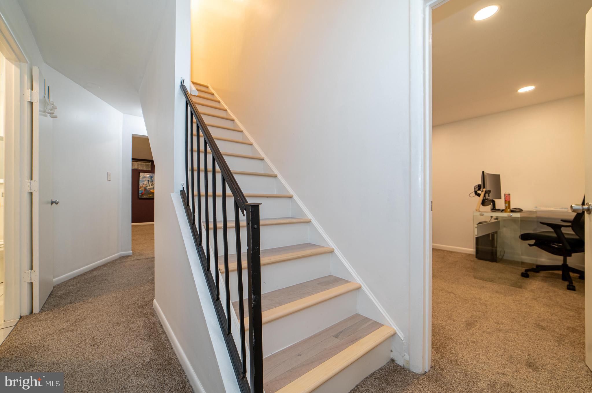 CIRCLE WOODS - Residential