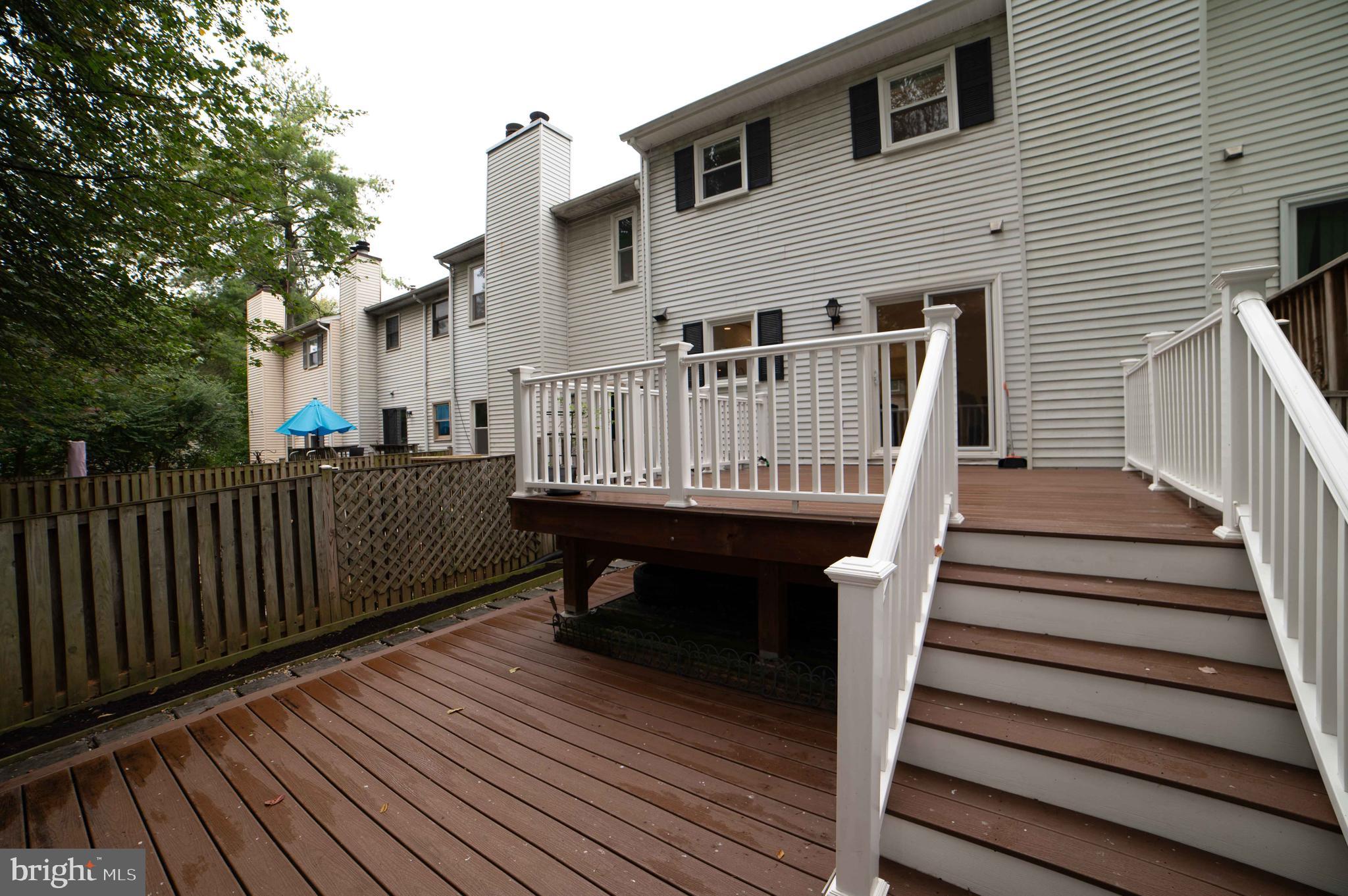 CIRCLE WOODS - Residential