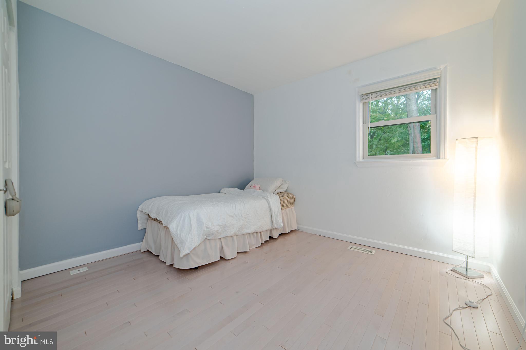 CIRCLE WOODS - Residential