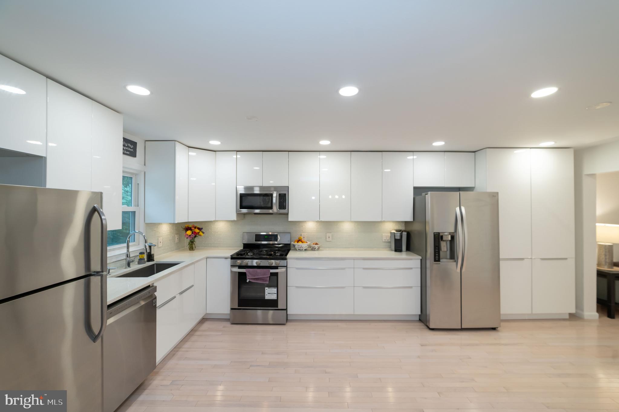 CIRCLE WOODS - Residential