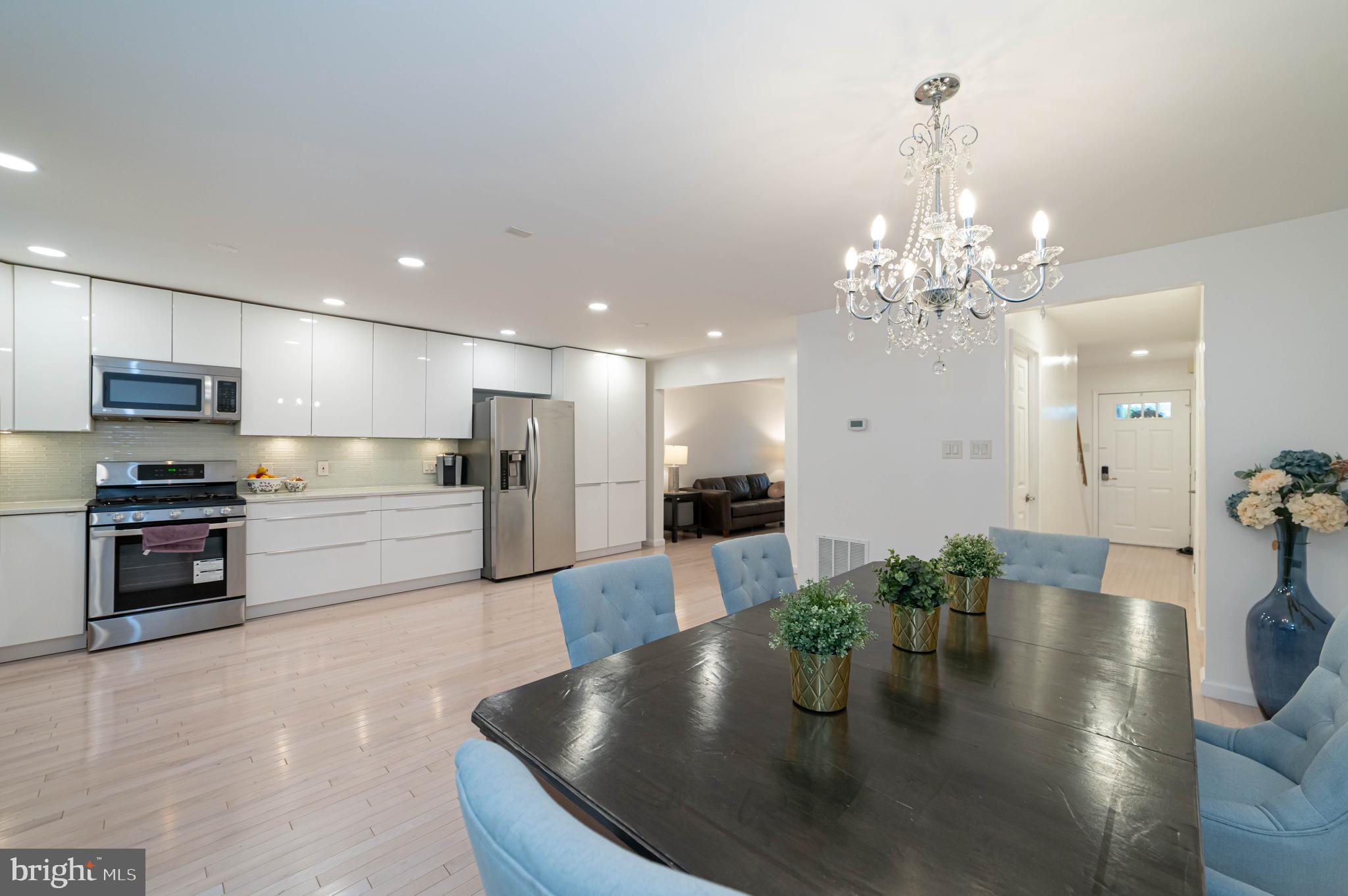 CIRCLE WOODS - Residential