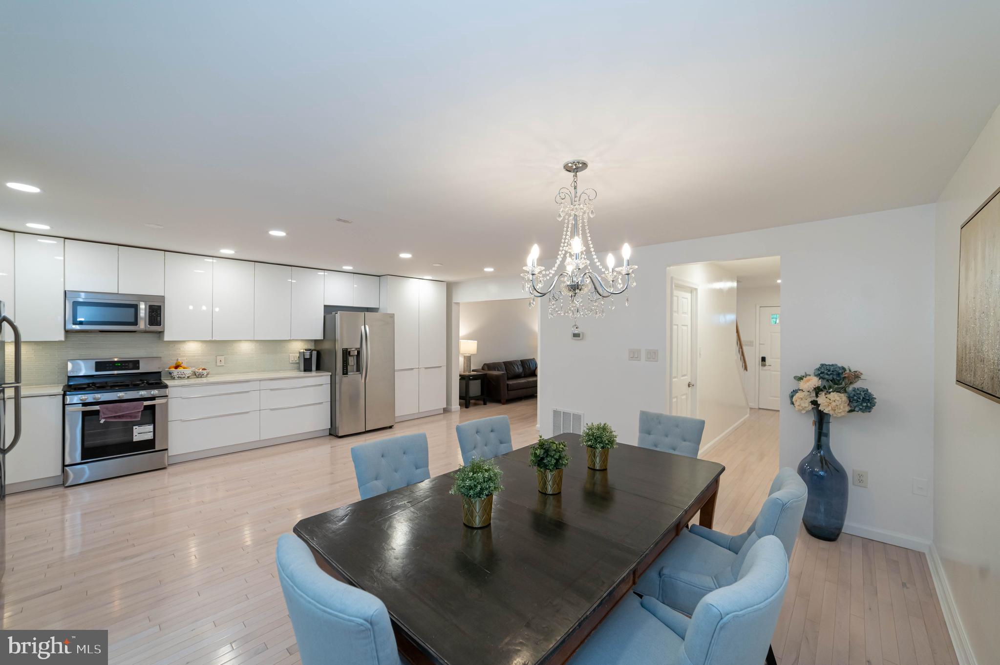 CIRCLE WOODS - Residential