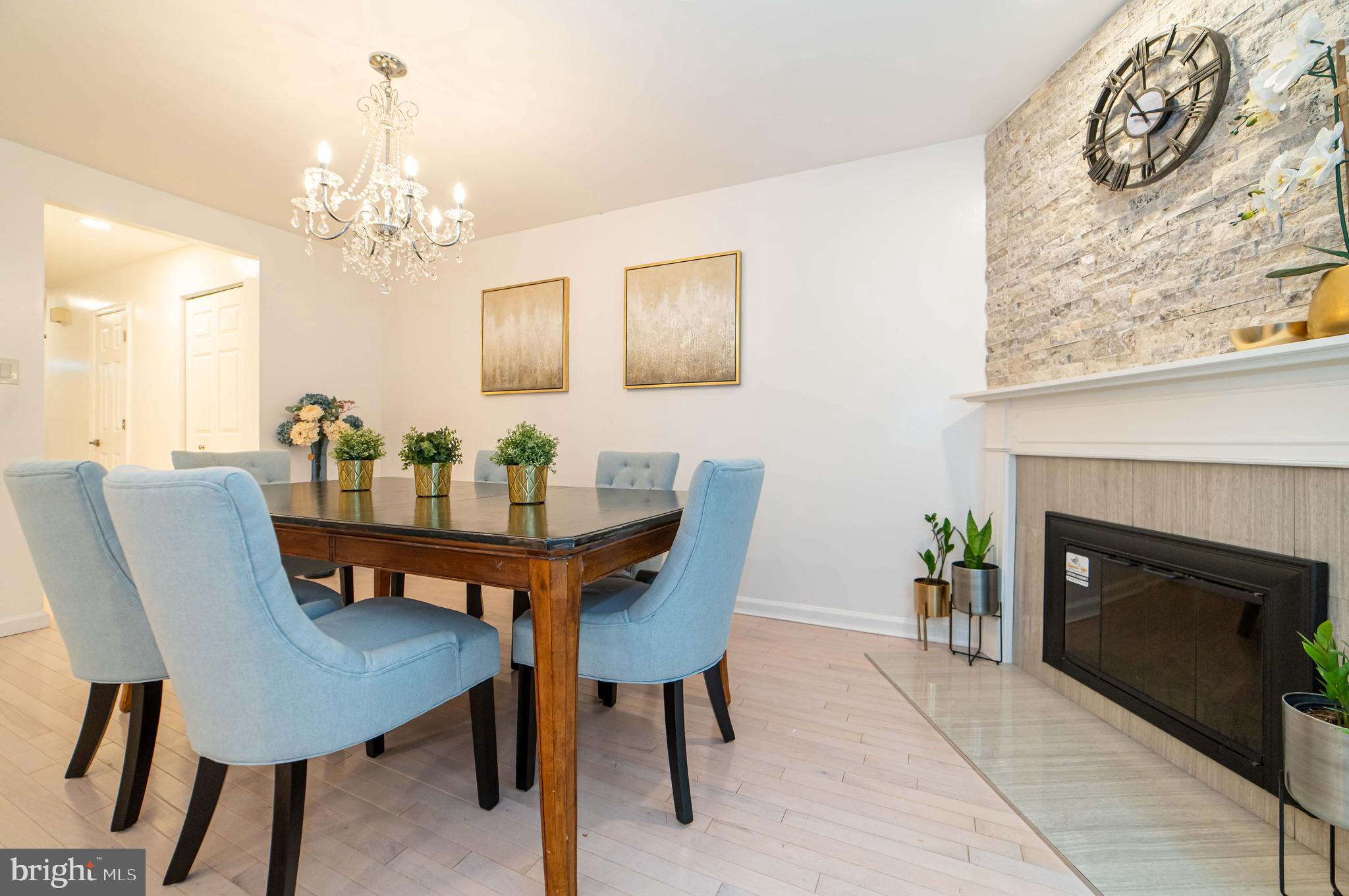 CIRCLE WOODS - Residential