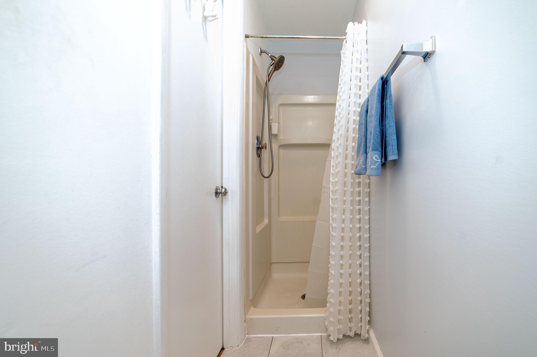 CIRCLE WOODS - Residential