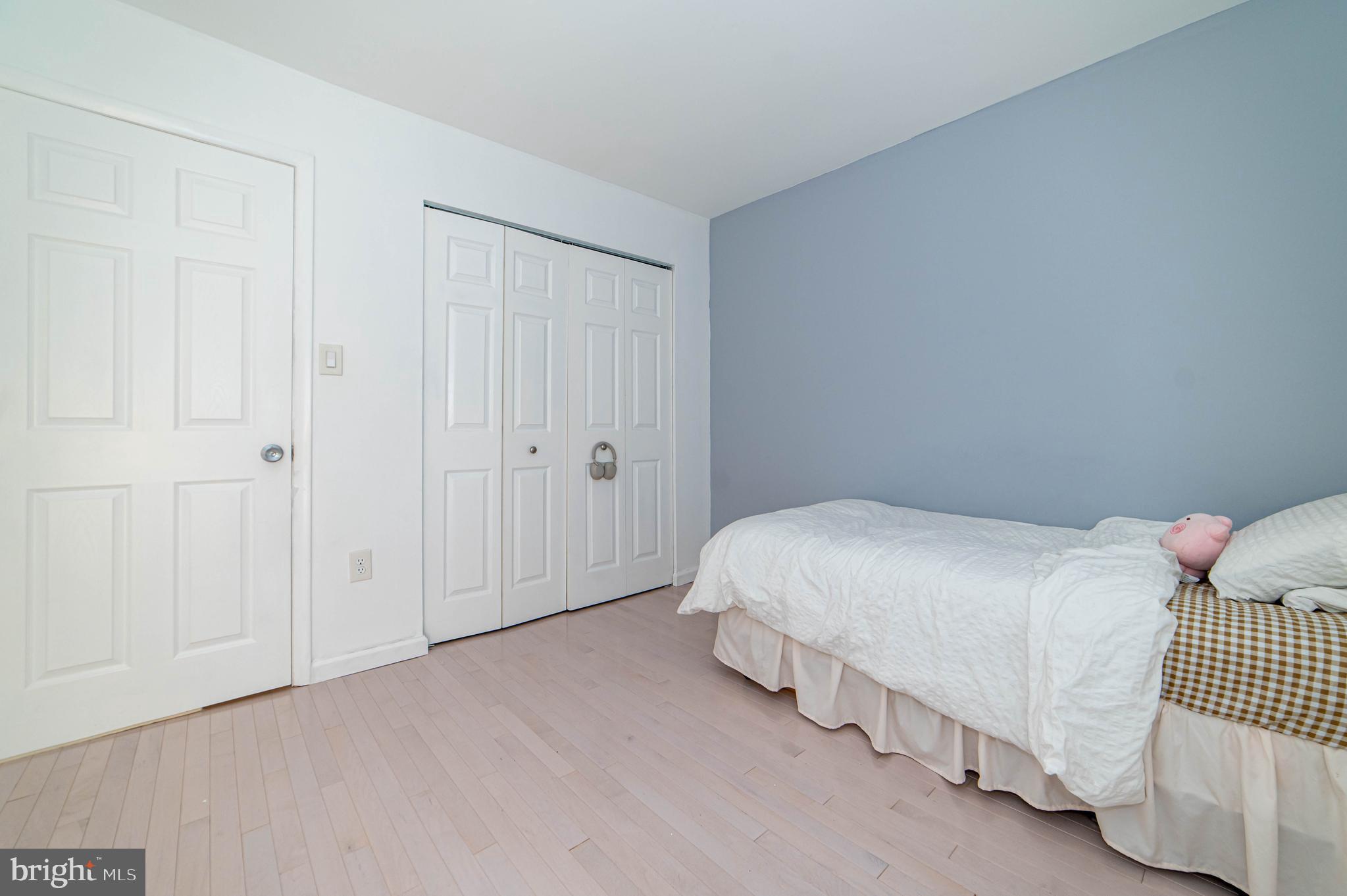 CIRCLE WOODS - Residential