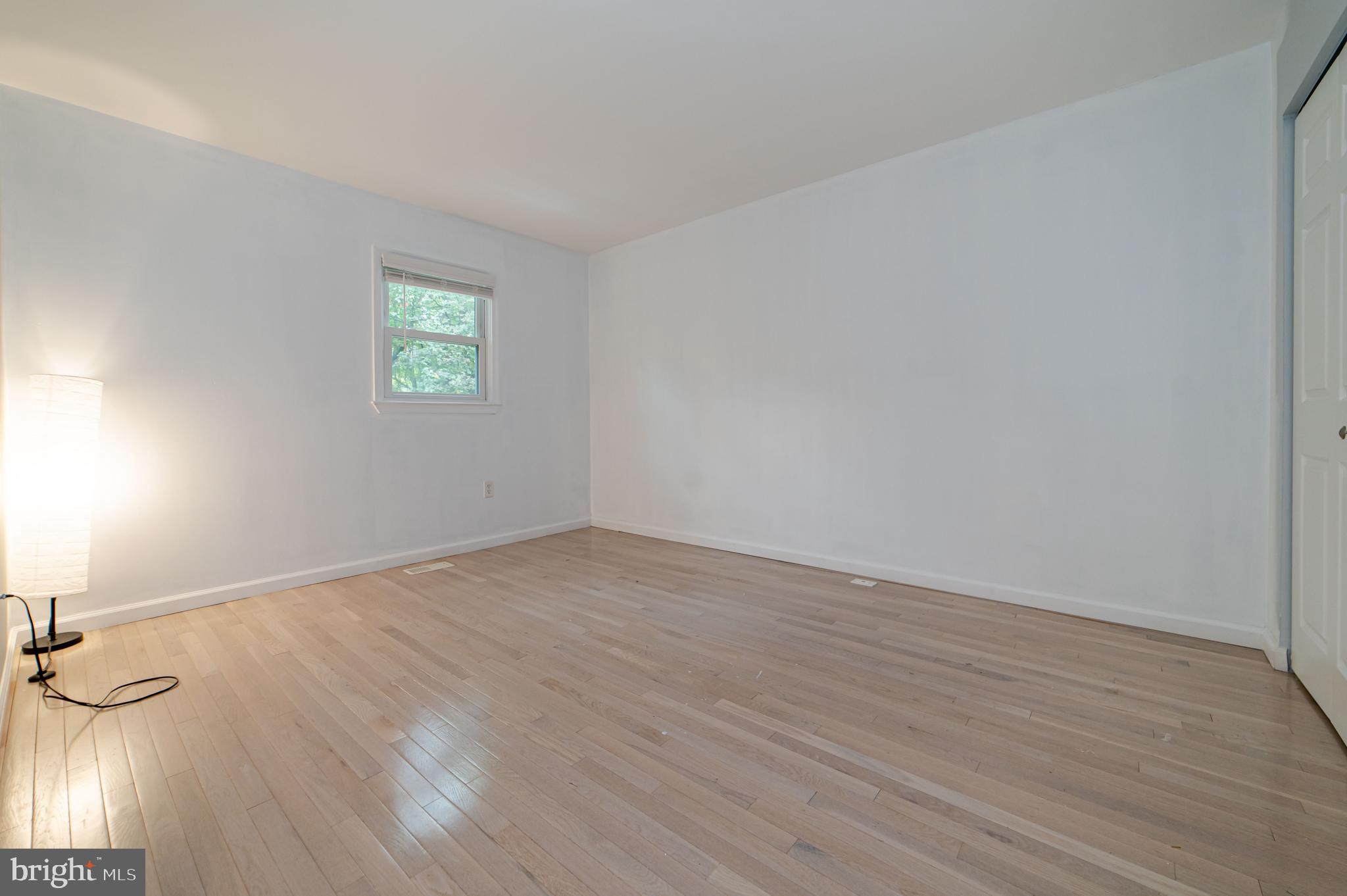 CIRCLE WOODS - Residential