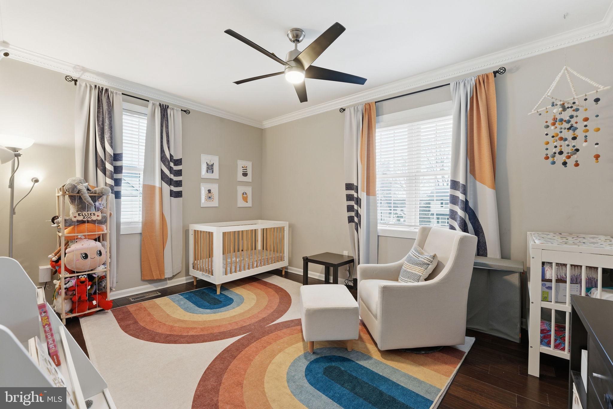 BUCKNELL MANOR - Residential