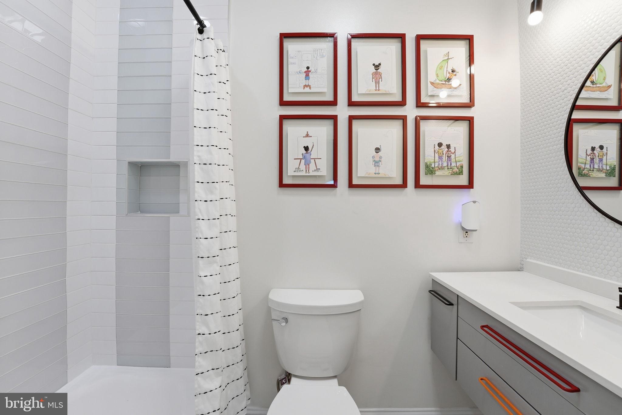 BUCKNELL MANOR - Residential