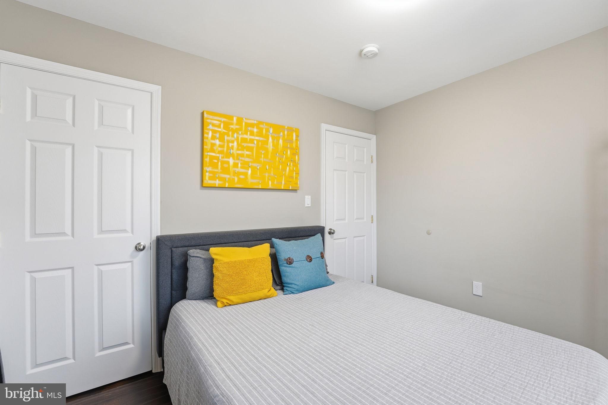 BUCKNELL MANOR - Residential