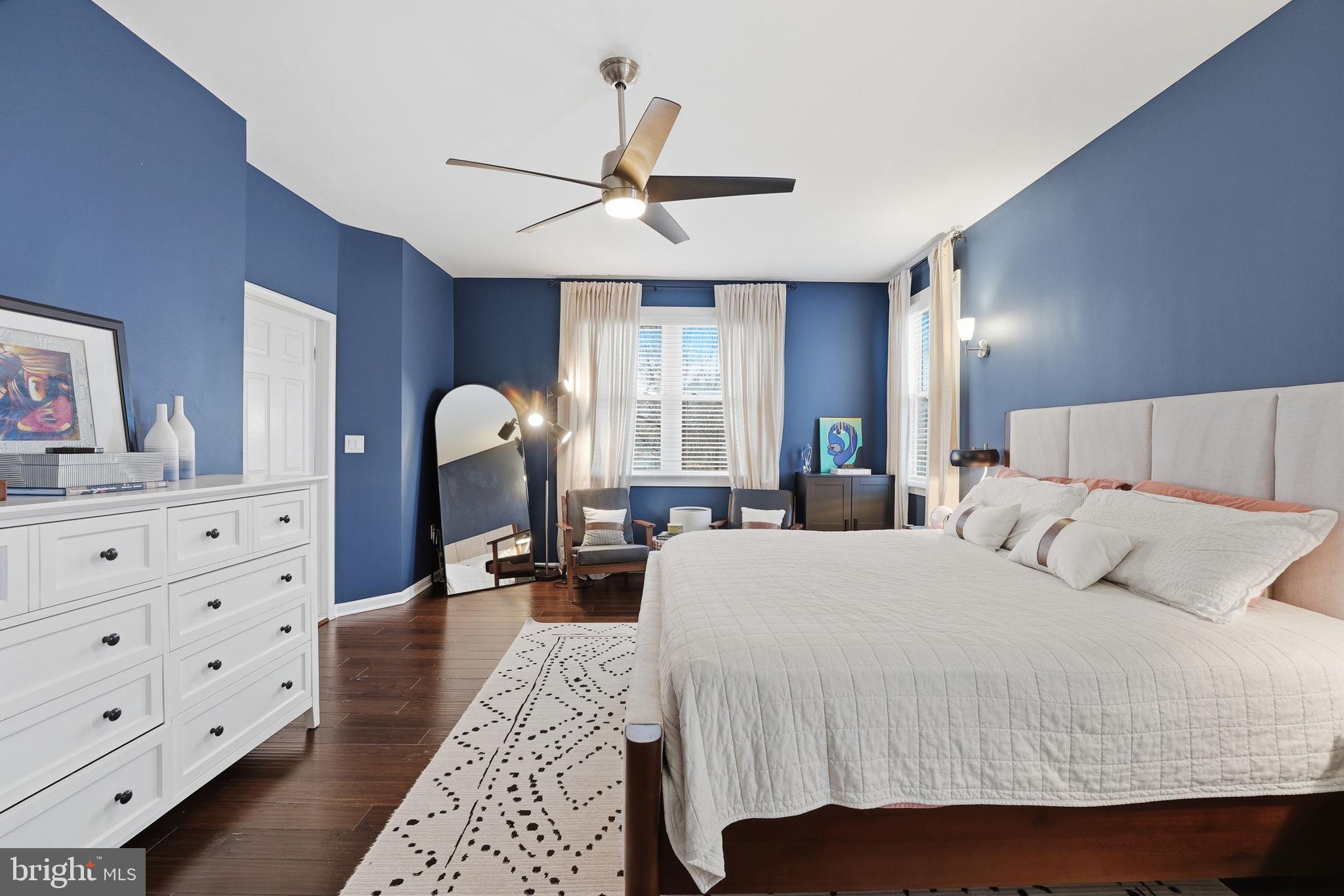 BUCKNELL MANOR - Residential