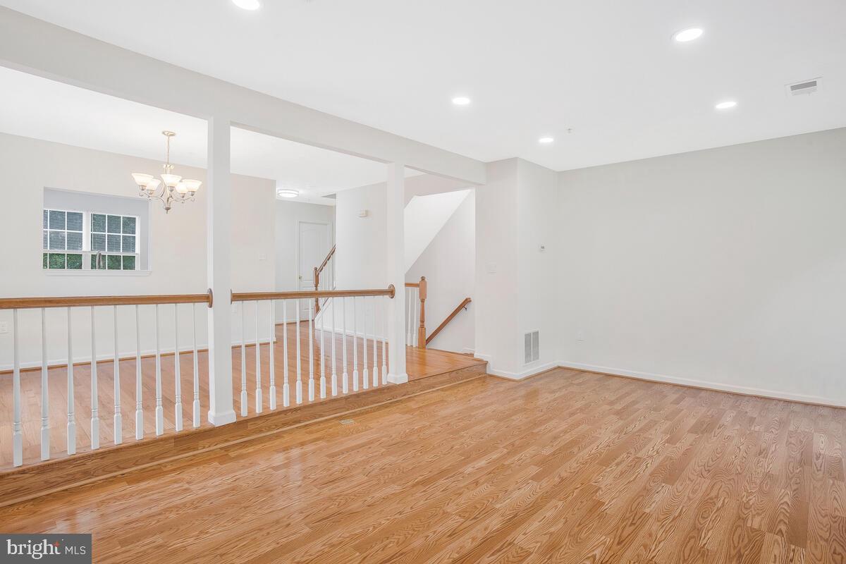 SOUTH HAMPTON SUB - Residential