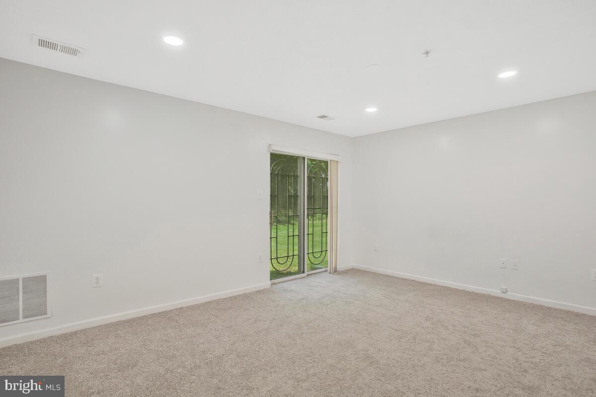 SOUTH HAMPTON SUB - Residential