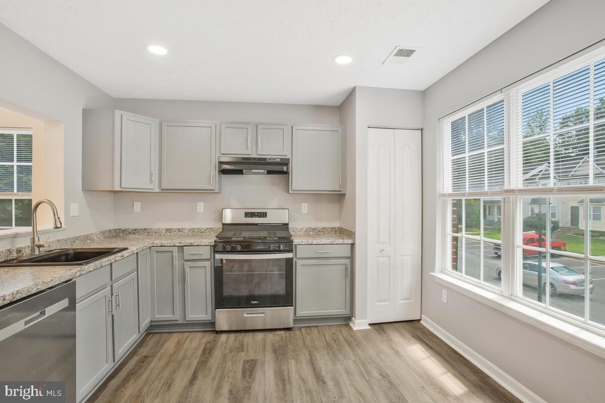 SOUTH HAMPTON SUB - Residential