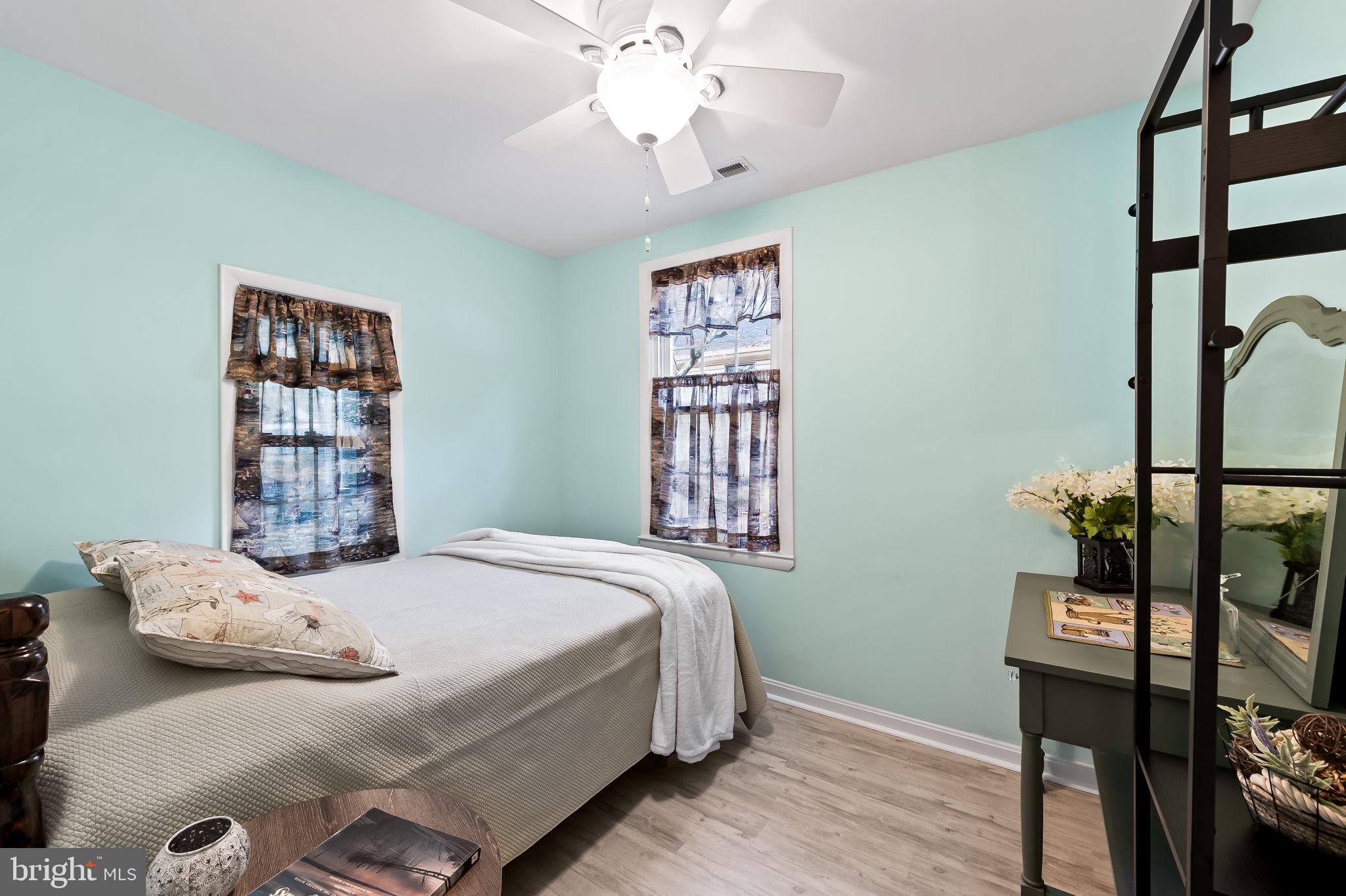 HUNTERS HARBOR - Residential