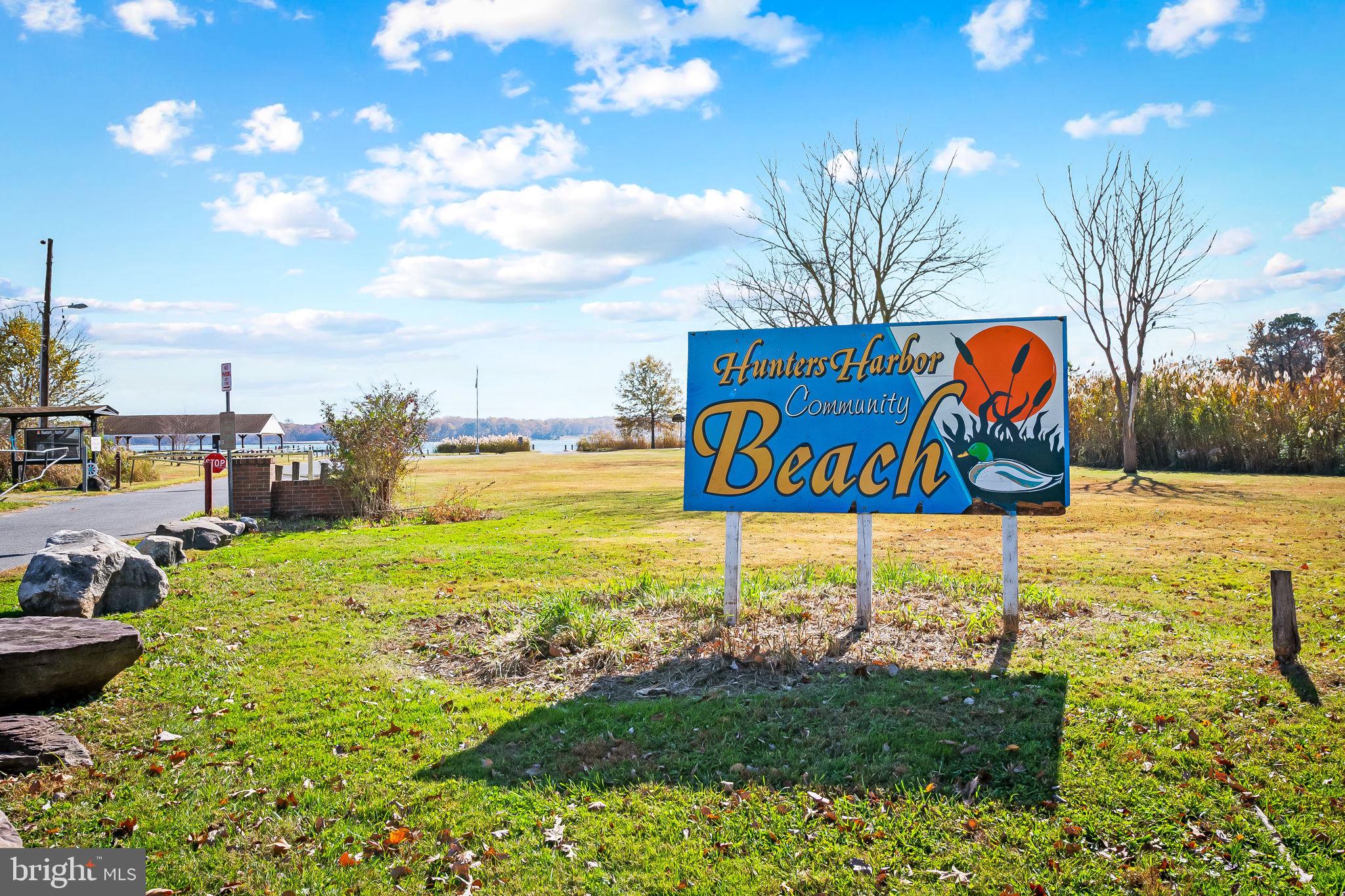 HUNTERS HARBOR - Residential